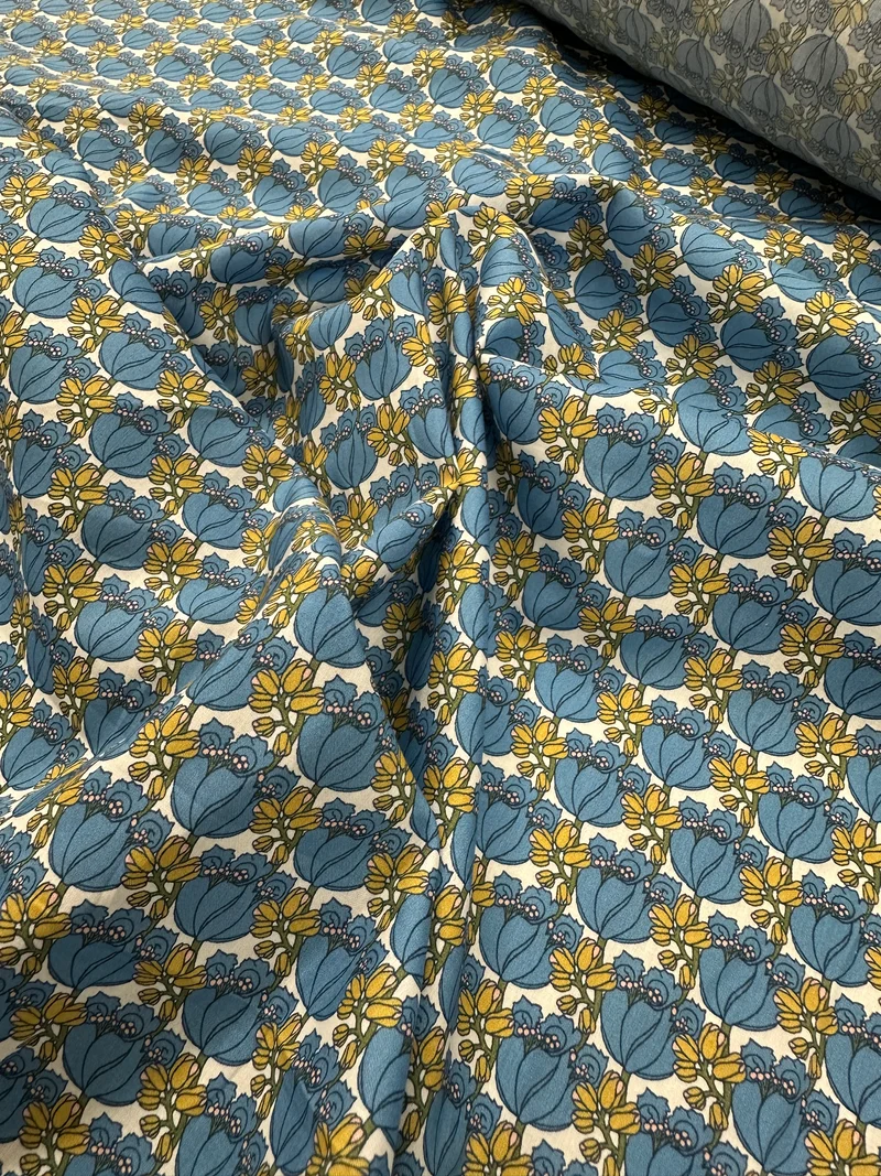No. 2008 LIBERTY Tana Lawn große Blüten