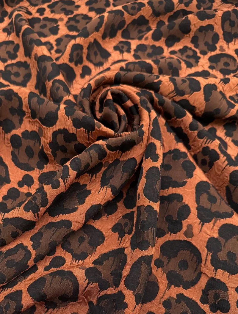 No. 1987 Viskosejacquard Leo