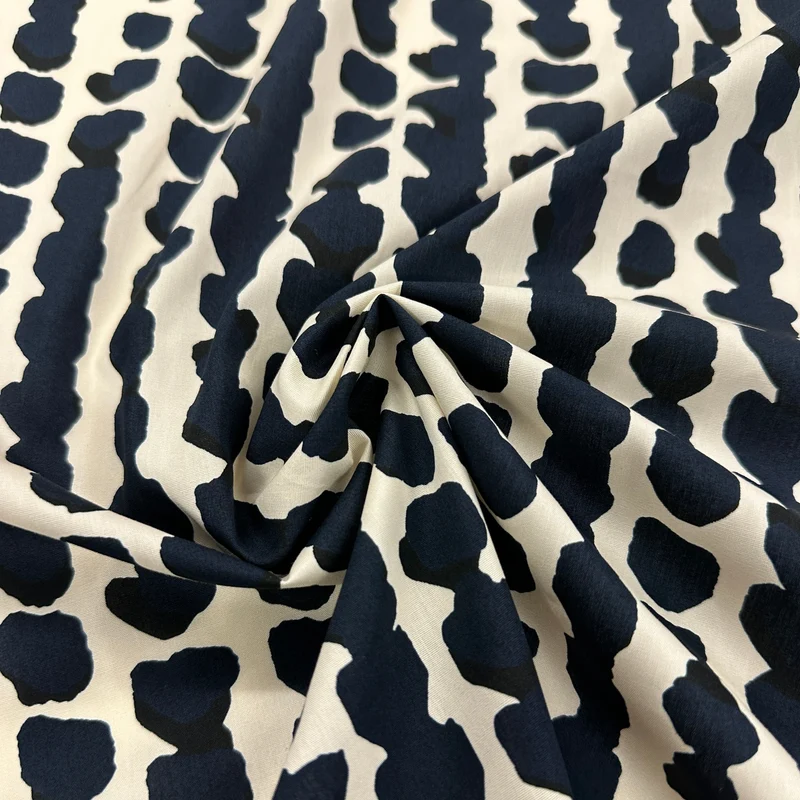 No. 2047 Baumwoll-Poplin dunkelblau weiß