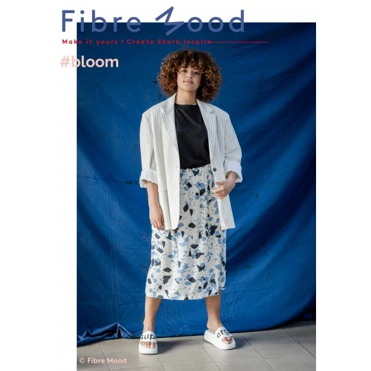 No. 1945 Viksose Crepe Druck blau | mehrere Abschnitte