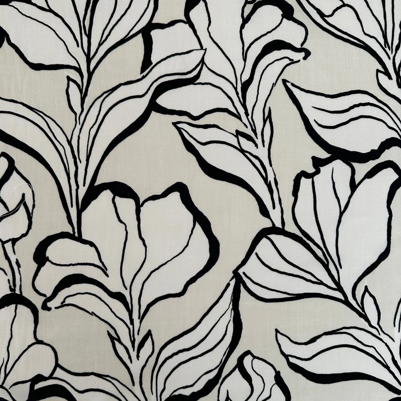 No. 1605 Viskose Druck helle Blumen | 0,85m