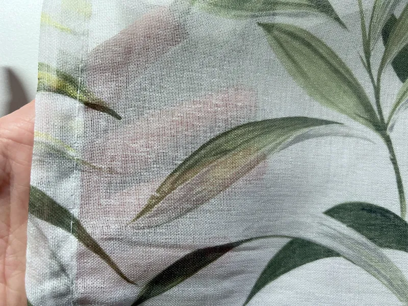 Ösenschal BxH 140x245cm Zweige grün 2645