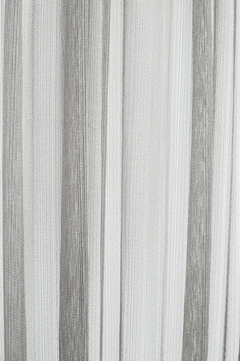 Fertigschal Nian silber mit verdeckter Schlaufe BxH 140x245cm