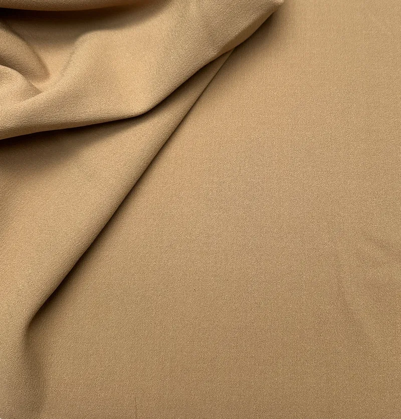No. 1439 Double Crepe Camel | mehrere Abschnitte