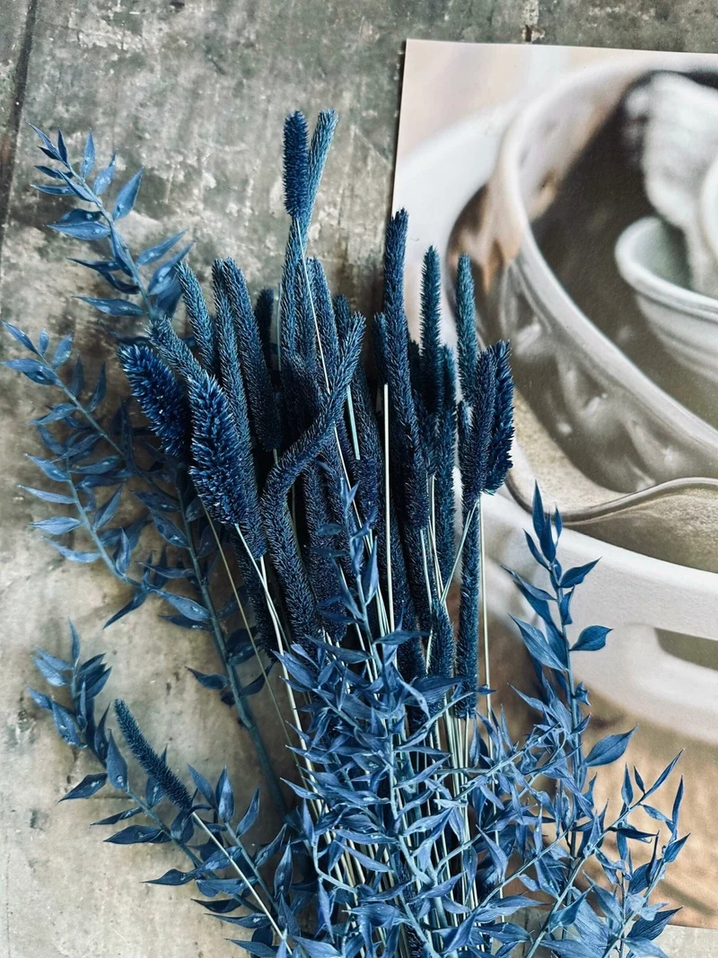 Getrocknete Blumen – Blau-Mix