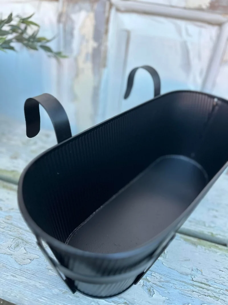 Pflanzkasten mit Aufhängung – Black Noise small