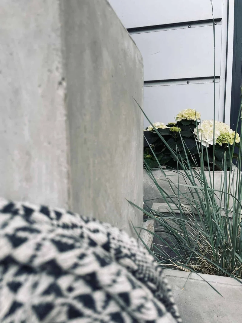 Pflanzkübel-Set mit 4 Pflanzkästen - Beton - ABHOLUNG IM GESCHÄFT