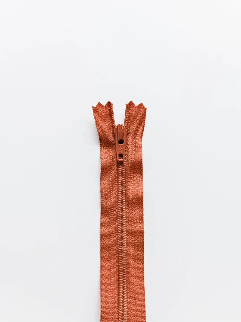 YKK Reißverschluss mit Kunststoffspirale 20 cm