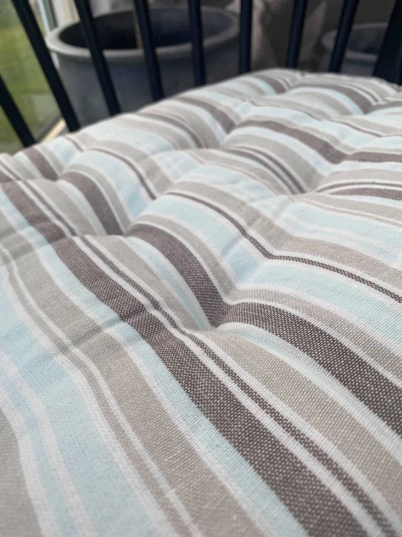 Futon-Kissen – Gestreift Hellblau / Sand – 40×40