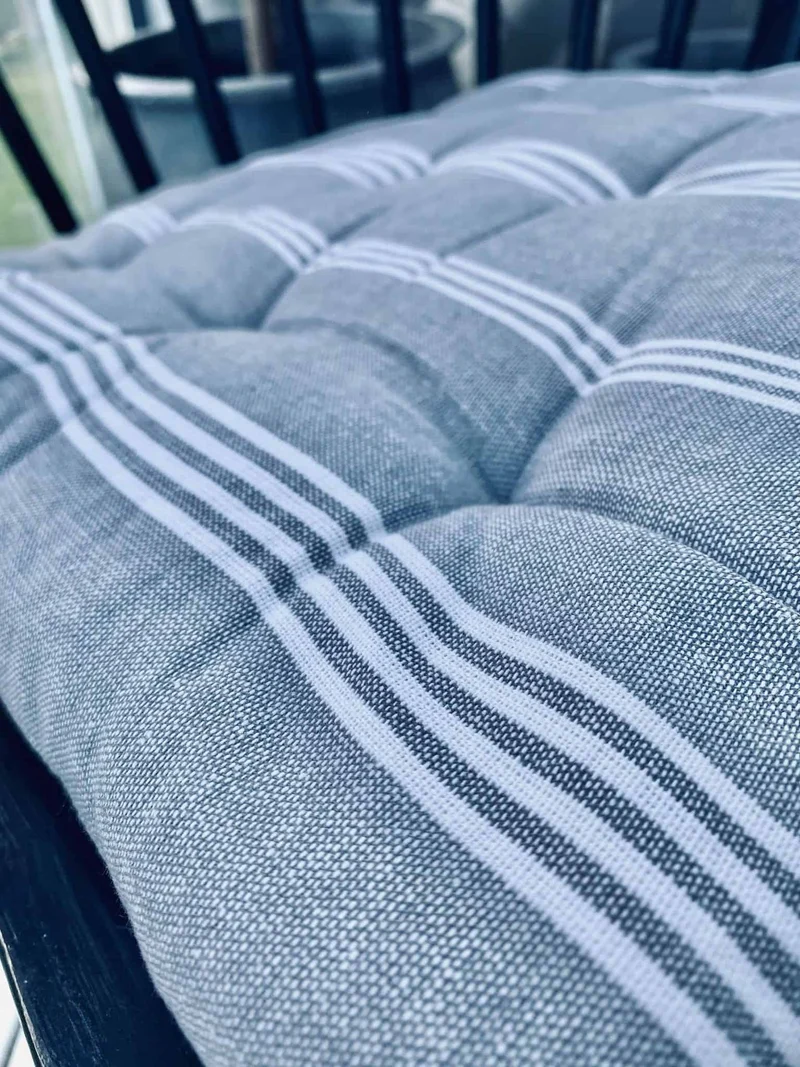 Futonauflage – Blau mit weißen Streifen - 40×40