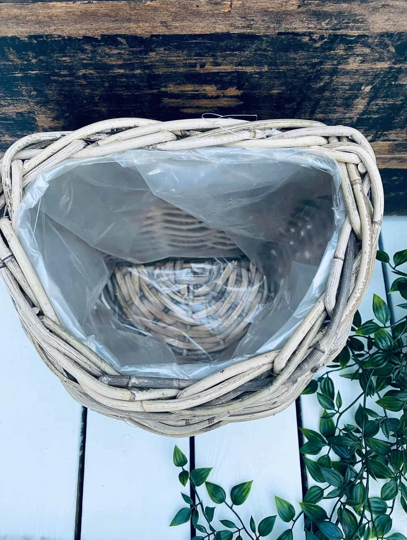 Wandkorb aus robustem Rattan