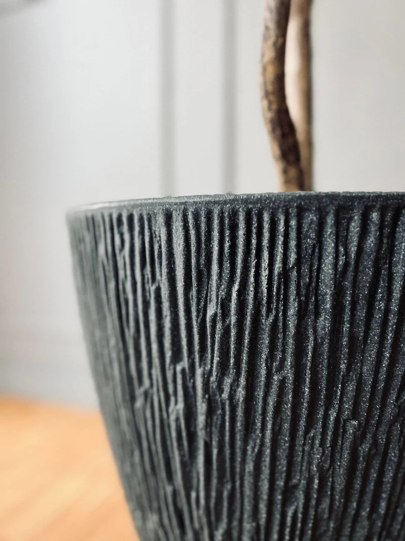Kunststofftopf - gerippt koksgrau H 40 cm