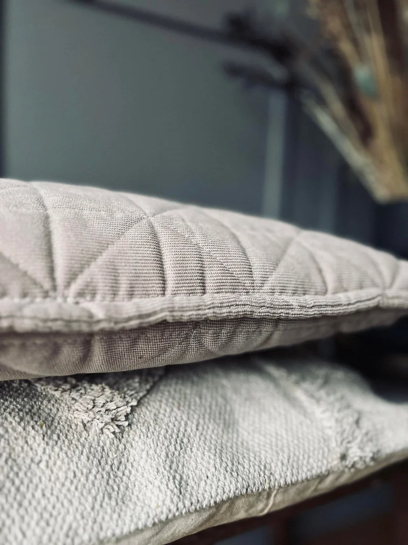 Kissen inkl. Füllung - QUILT
