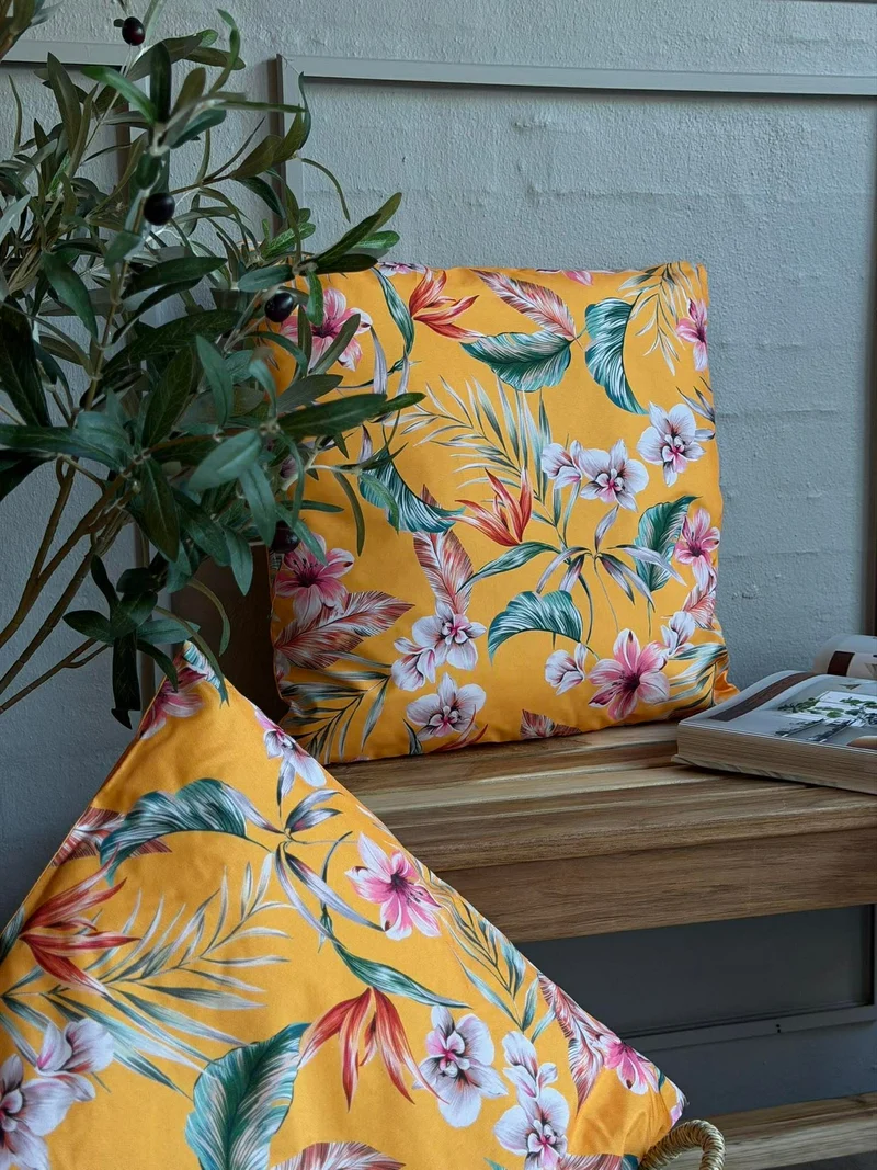 Kissen 45x45 cm - Bloom - Verschiedene Farben