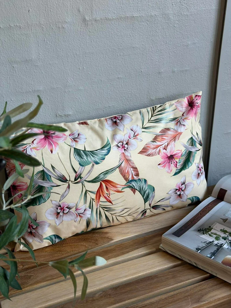 Kissen mit Füllung Bloom - mehrere Farben