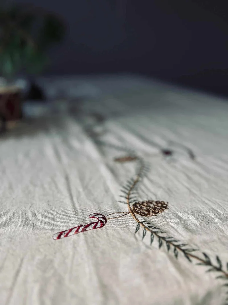 Weihnachtstischdecke aus Leinenmix - 140x360 cm