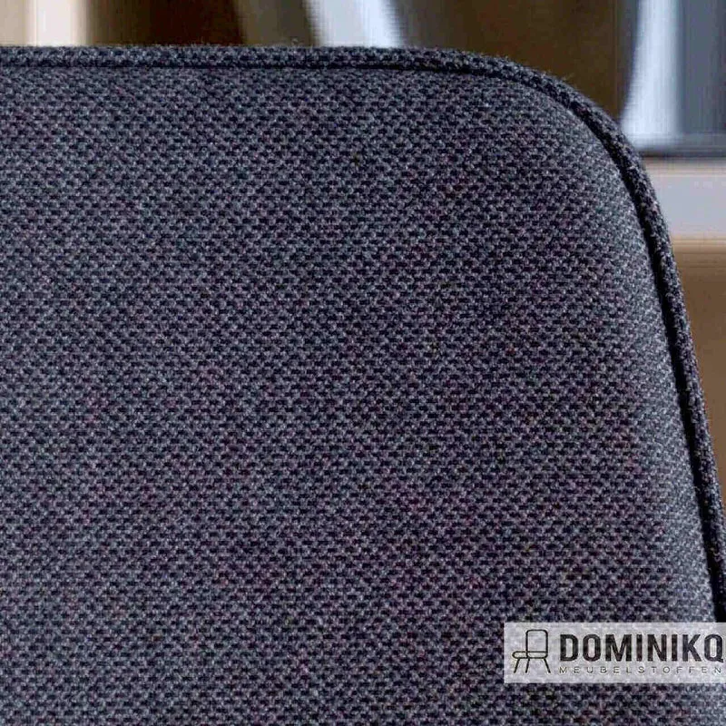Kvadrat - Re-wool 2 - 147