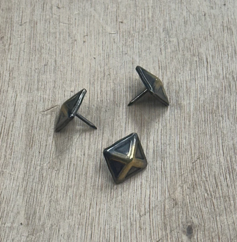 Decorative nails - Square 18 mm