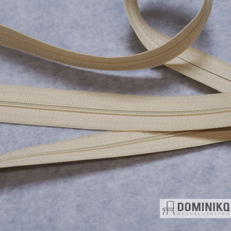 Zipper on roll - Beige Light - OPTI - S40 - 8106 - 25mm