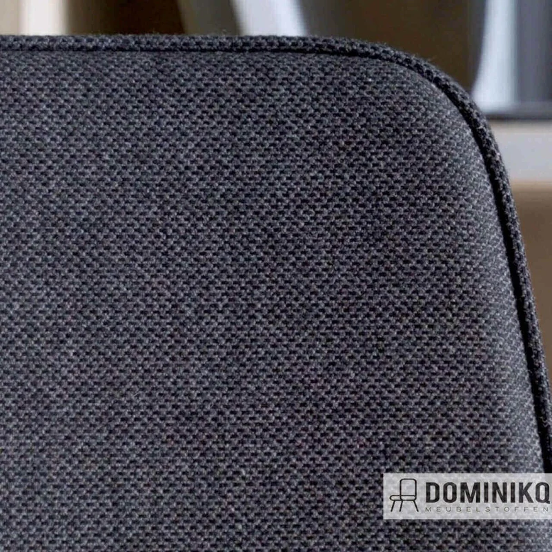 Kvadrat - Re-wool 2 - 377 (coupon p.m)